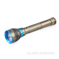 Potente linterna de buceo LED